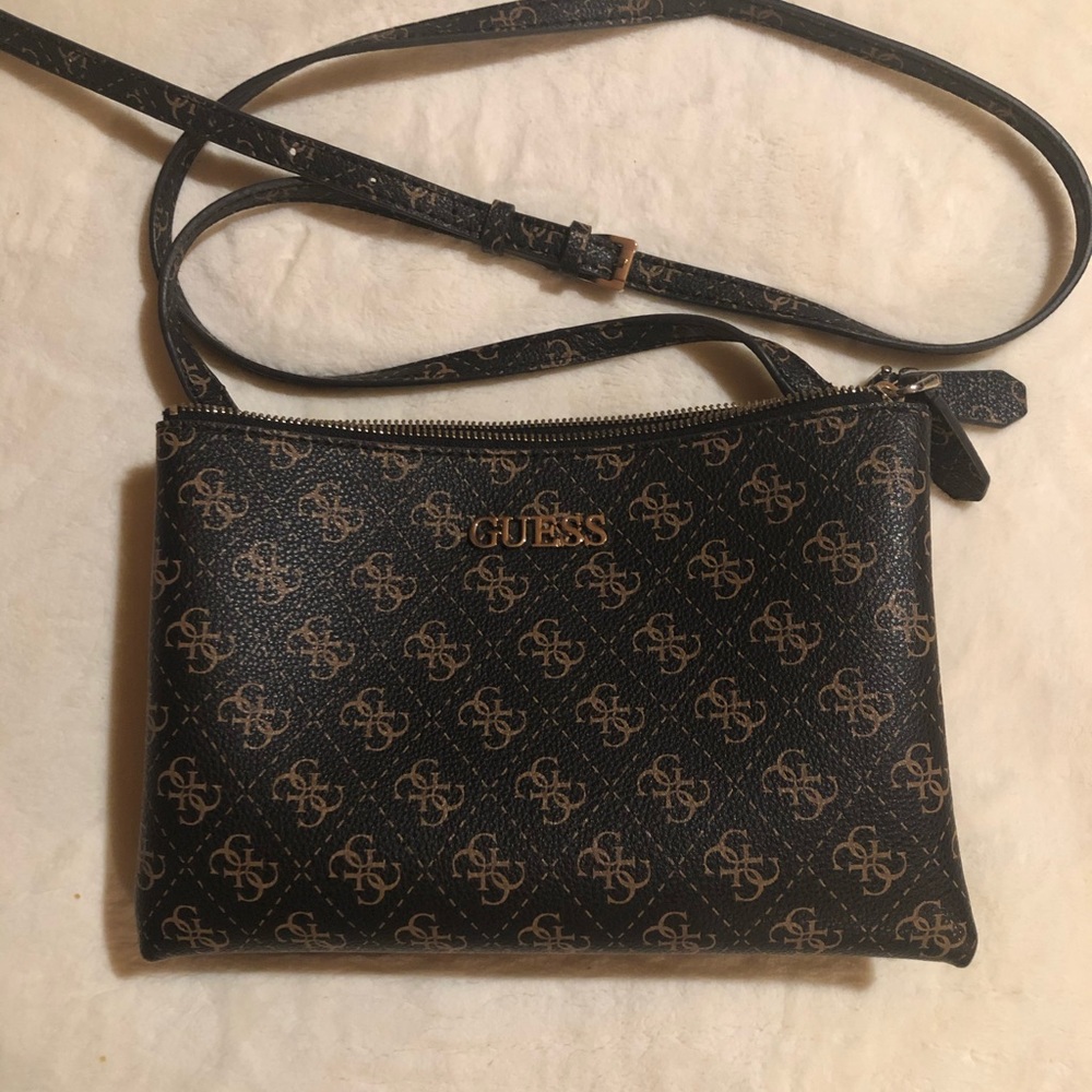 Guess purse